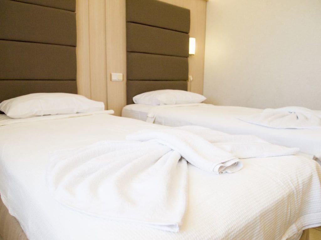 Oz-Can Hotel Турунч Экстерьер фото
